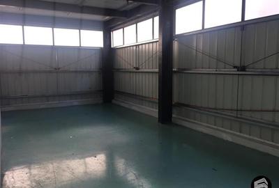 Spațiu comercial, de 1,000 mp, în Central - 5