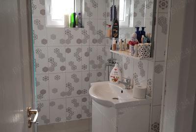 Apartament cu 3 camere decomandat în Hunedoara - 4