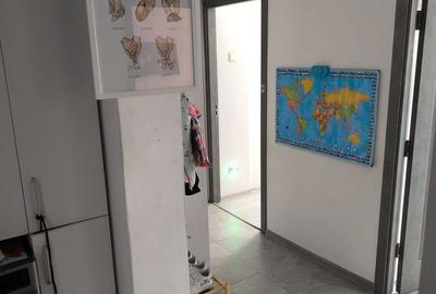Apartament cu 3 camere decomandat în Hipodrom - 10