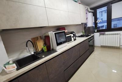 Apartament cu 3 camere semidecomandat, mobilat în Drumul Taberei - 10