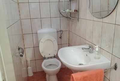 Casă cu 4 camere cu Teren 1083 Mp în Central - 9