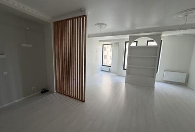 Spațiu comercial, de 90 mp, în Central - 6