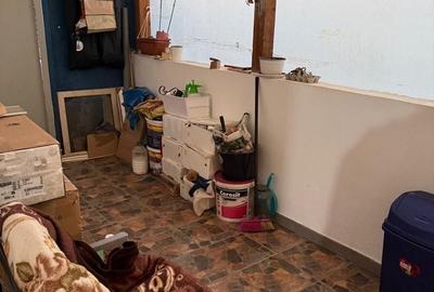Casă cu 2 camere în Central