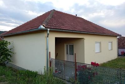 Casă cu 4 camere în Răbăgani - 1