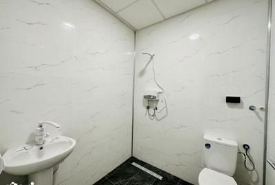 Spațiu comercial, de 201 mp, în Central - 3