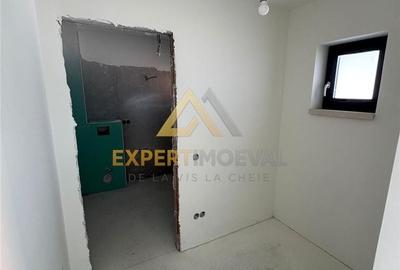 Casă cu 4 camere cu Teren 360 Mp în Valea Borcutului - 3