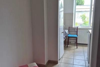 Garsonieră decomandată, mobilată în Gorjului - 5