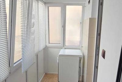 Apartament cu 3 camere decomandat în Central - 3