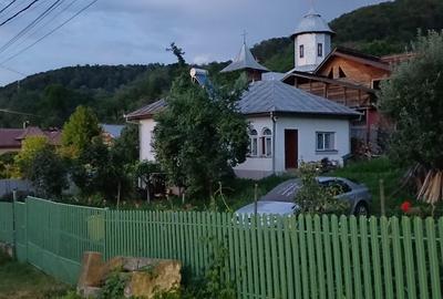 Casă cu 2 camere în Voroveni