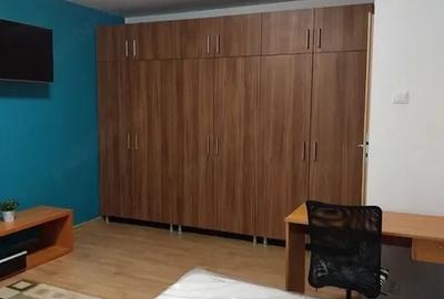 Garsonieră decomandată în Tei - 2