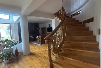 Casă cu 5 camere cu Teren 1200 Mp în Central - 13