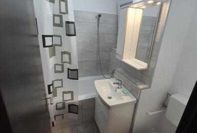 Apartament cu 2 camere decomandat în Eroii Revoluției - 7