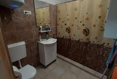 Casă cu 4 camere cu Teren 148 Mp în Frumușeni