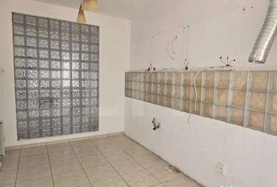 Casă cu 7 camere cu Teren 1535 Mp în Vetiș - 16
