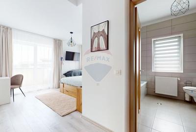 Apartament cu 3 camere decomandat, mobilat în Tractorul - 10