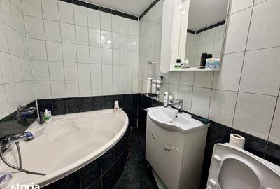 Apartament cu 3 camere decomandat în 13 Septembrie - 1