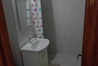 Apartament cu 2 camere decomandat în Micro 20 - 2