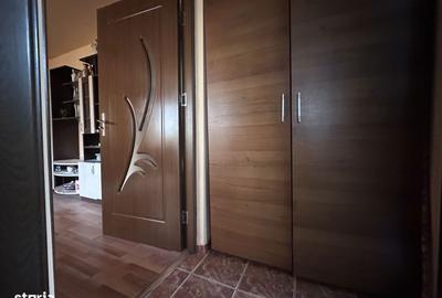 Apartament cu 2 camere semidecomandat în Micro 11 - 11