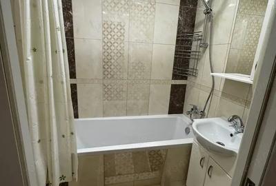 Apartament cu 2 camere decomandat în 1 Mai
