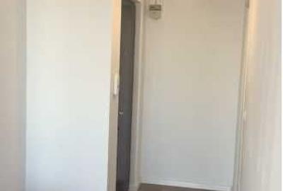 Apartament cu 3 camere în Rahova