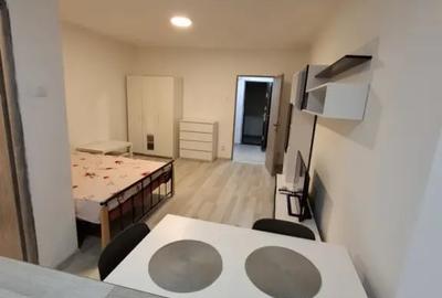 Garsonieră decomandată în Vitan - 1