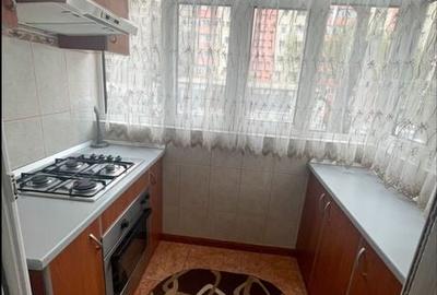 Apartament cu 3 camere decomandat în Teiul Doamnei - 3