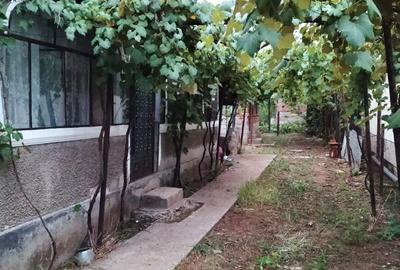 Casă cu 4 camere în Florești - 1