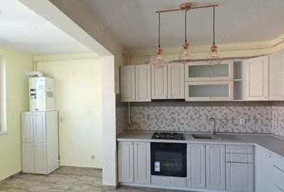 Apartament cu 3 camere semidecomandat, mobilat în Florești - 2
