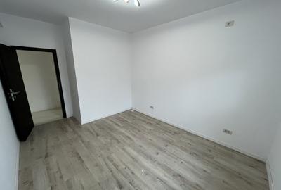Apartament cu 3 camere decomandat, mobilat în Tunari