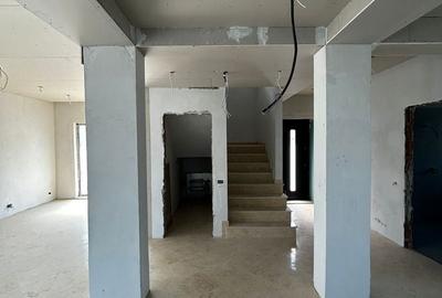 Casă cu 5 camere cu Teren 460 Mp în Corbeanca - 10