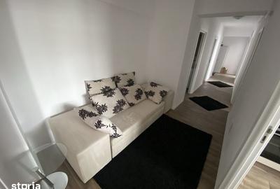 Apartament cu 3 camere decomandat în Centrul Civic - 2
