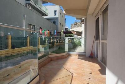 Apartament cu 3 camere, mobilat în Central