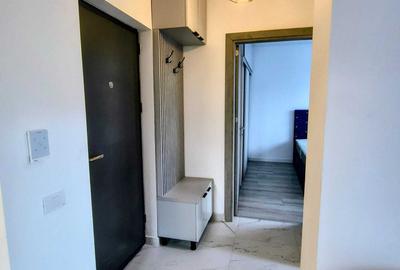 Apartament cu 2 camere semidecomandat în Apărătorii Patriei