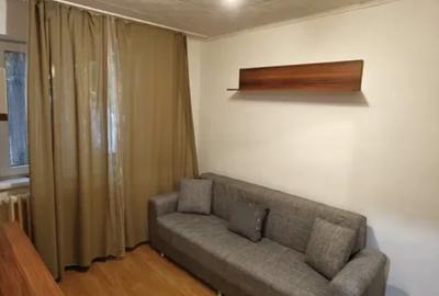Apartament semidecomandat în Berceni