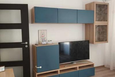 Apartament cu 2 camere, mobilat în Tineretului