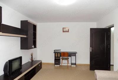 Apartament cu 2 camere decomandat în Central - 3