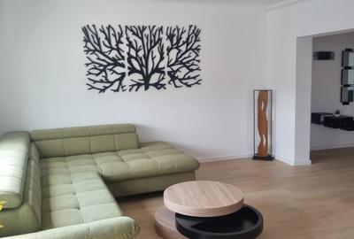 Apartament cu 3 camere decomandat în Central - 2