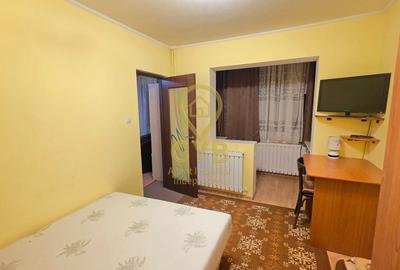 Apartament cu 2 camere semidecomandat, mobilat în Valenta