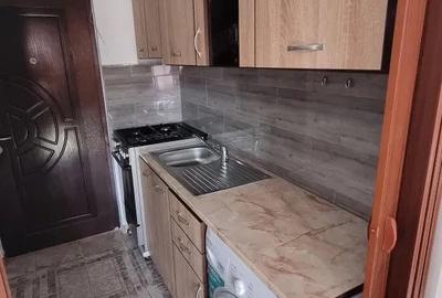 Garsonieră decomandată în Berceni
