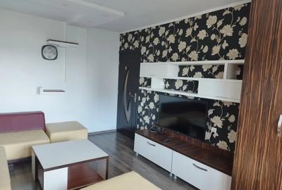 Apartament cu 2 camere decomandat, mobilat în Independenței
