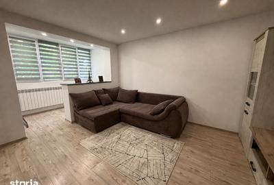 Apartament cu 2 camere decomandat în Micro 20 - 8