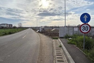 Teren de 2950 mp, în Central