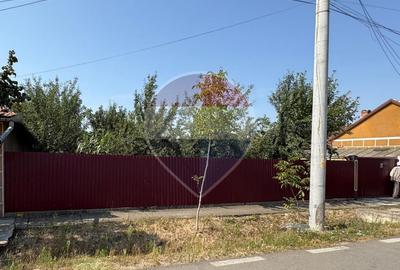 Teren de 672 mp, în Central