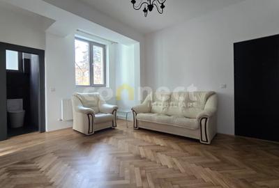 Apartament cu 5 camere circular în Central - 4