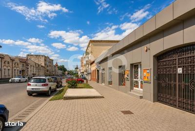 Spațiu comercial, de 250 mp, în Central