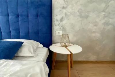 Apartament cu 3 camere semidecomandat în Nord
