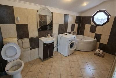 Casă cu 4 camere cu Teren 200 Mp în Radu Negru