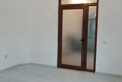 Casă cu 2 camere cu Teren 200 Mp în Ultracentral - 1