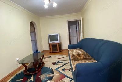 Apartament cu 2 camere semidecomandat în Micro 38