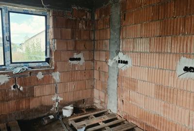 Casă individuală cu 4 camere cu Teren 500 Mp în Stupini - 2
